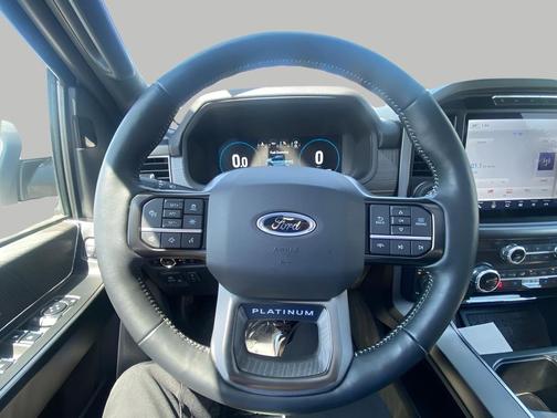 STAR WHITE METALLIC TRICOAT 2023 Ford F-150 Platinum