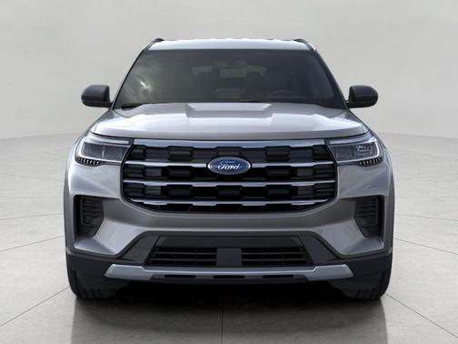 Carbonized Gray Metallic 2026 Ford Explorer Active