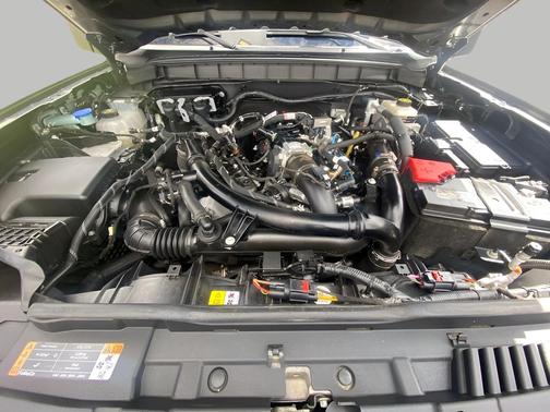 CARBONIZED GRAY METALLIC 2023 Ford Bronco Wildtrak