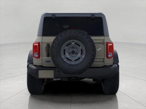 2025 Ford Bronco Base 4 Door 4x4