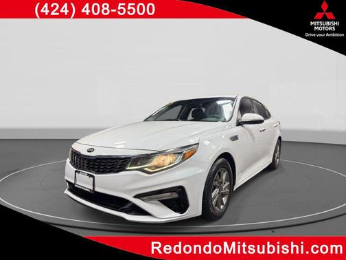 Snow White Pearl 2019 Kia Optima LX