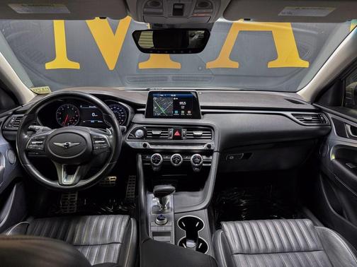 2020 Genesis G70 3.3T RWD