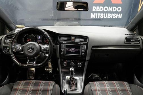 2017 Volkswagen Golf GTI 2.0T S 4-Door