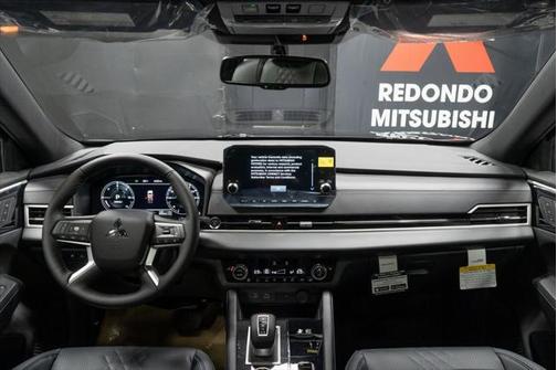 2025 Mitsubishi Outlander PHEV SEL