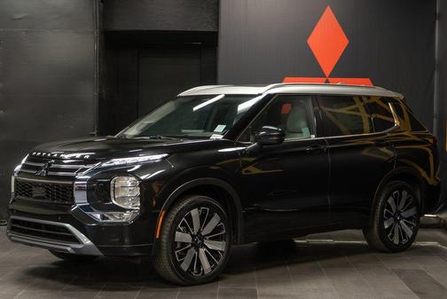 2025 Mitsubishi Outlander PLATINUM EDITION 2.5 S-AWC