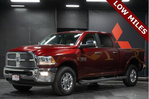 2018 RAM 3500 Laramie Crew Cab 4x2 6'4' Box