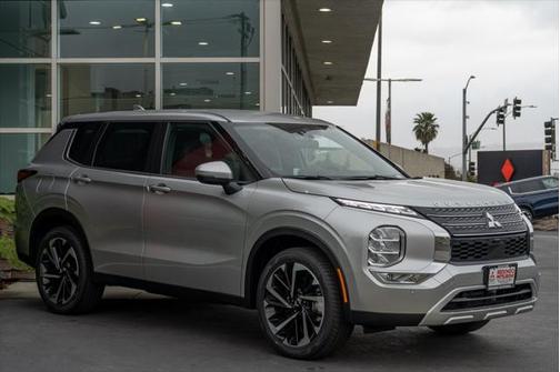 2025 Mitsubishi Outlander PHEV SE S-AWC
