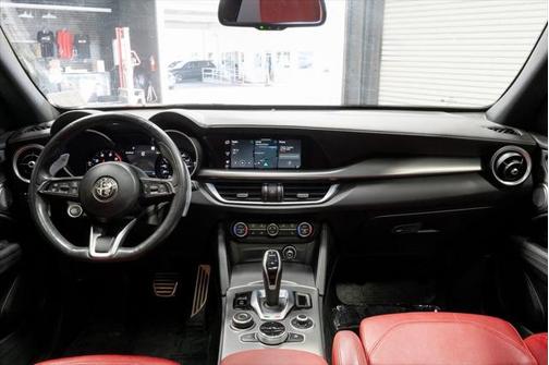 2022 Alfa Romeo Stelvio Ti
