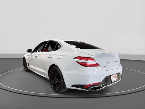 Siberian Ice 2022 Genesis G70 3.3T AWD