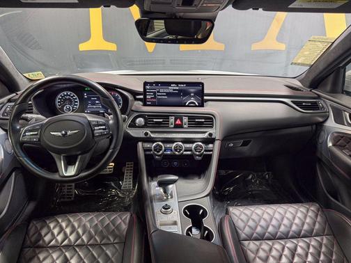 2022 Genesis G70 3.3T AWD