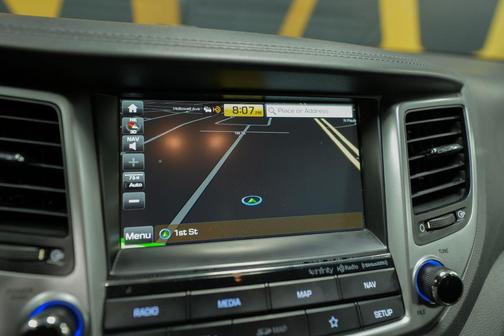 Molten Silver 2018 Hyundai TUCSON SEL Plus