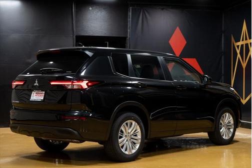 2025 Mitsubishi Outlander PHEV ES S-AWC