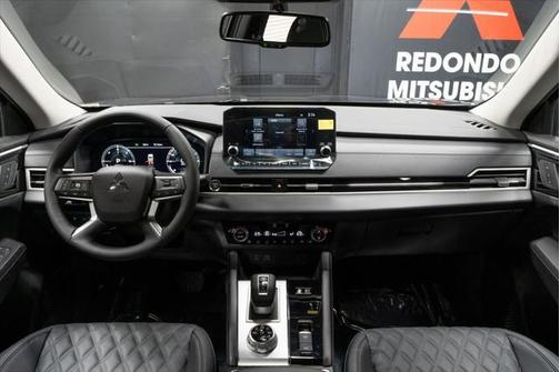 2025 Mitsubishi Outlander PHEV SEL