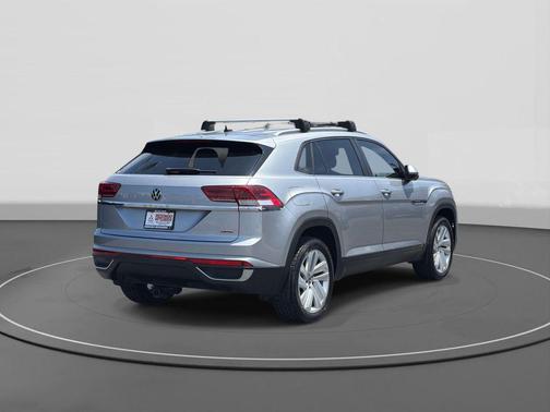 Pyrite Silver Metallic 2021 Volkswagen Atlas Cross Sport 2.0T SE w/Technology 4MOTION