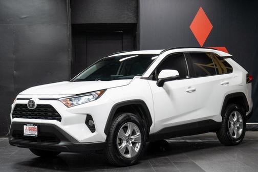 2019 Toyota RAV4 XLE