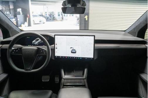 2024 Tesla Model X Long Range