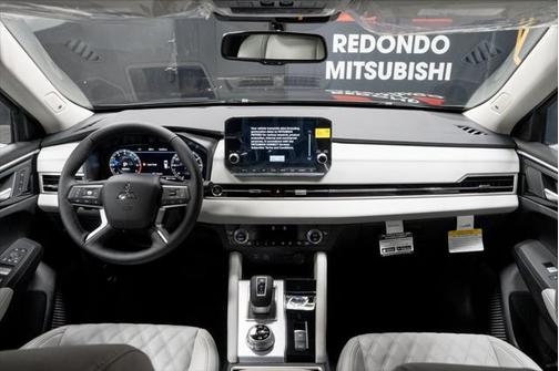 2025 Mitsubishi Outlander PHEV SEL