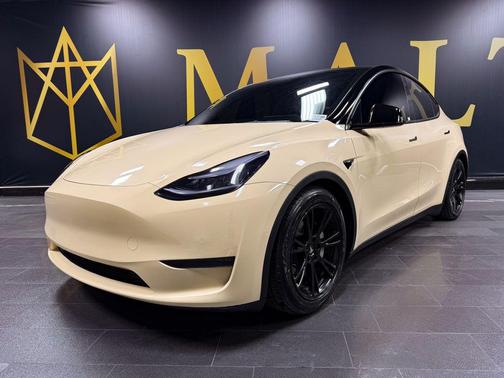 2021 Tesla Model Y Long Range Dual Motor All-Wheel Drive