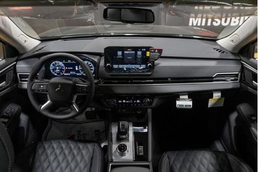 2025 Mitsubishi Outlander PHEV SEL