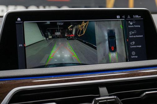 2022 BMW 750 i xDrive