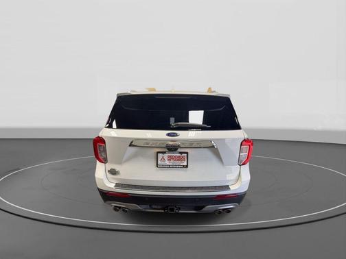 Star White Metallic Tri-Coat 2022 Ford Explorer King Ranch