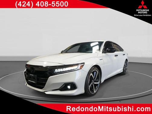 Platinum White Pearl 2022 Honda Accord Hybrid Sport