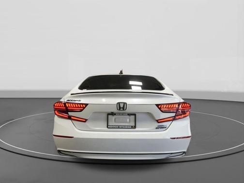Platinum White Pearl 2022 Honda Accord Hybrid Sport