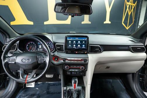 2021 Hyundai Veloster Base