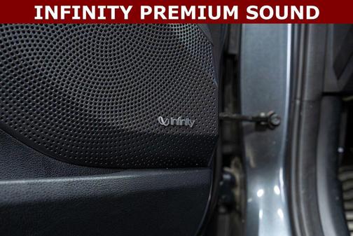 2021 Hyundai Veloster Base