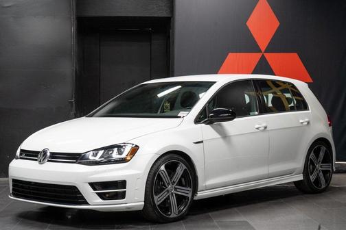 2016 Volkswagen Golf R 2.0T DSG