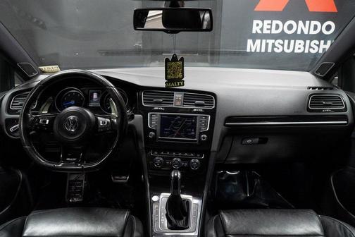 2016 Volkswagen Golf R 2.0T DSG