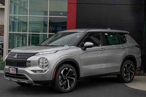 2025 Mitsubishi Outlander PHEV SE S-AWC