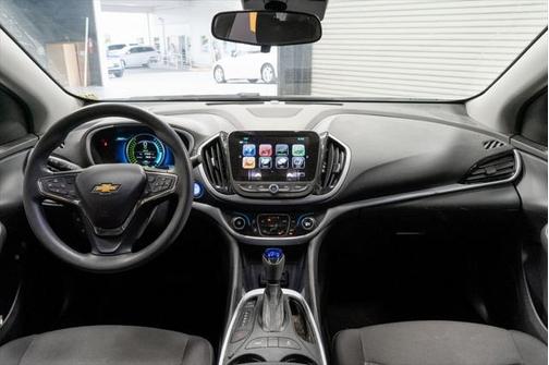 2018 Chevrolet Volt LT
