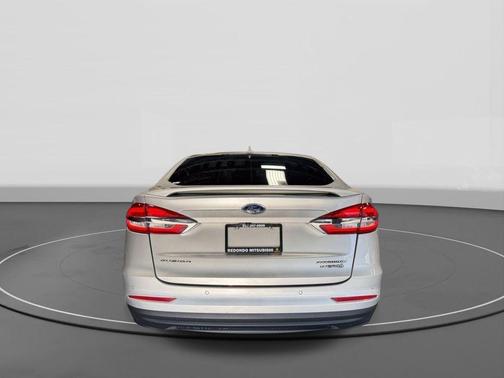 Ingot Silver Metallic 2019 Ford Fusion Hybrid Titanium