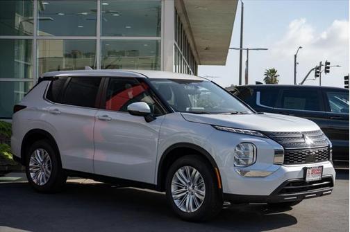 2025 Mitsubishi Outlander PHEV ES S-AWC