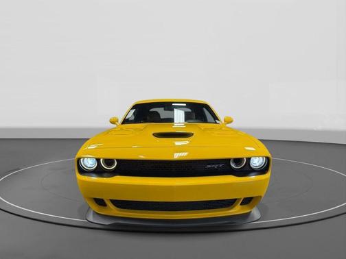 Yellow Jacket Clearcoat 2017 Dodge Challenger SRT Hellcat