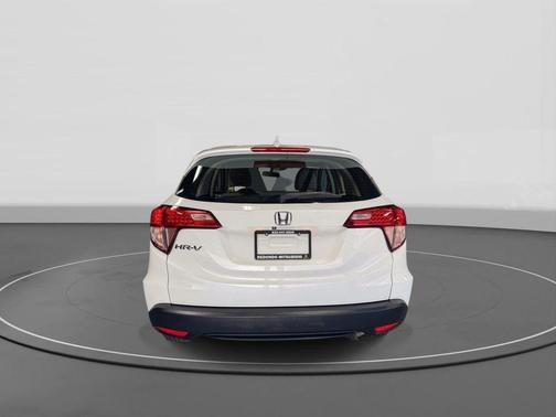White Orchid Pearl 2018 Honda HR-V LX