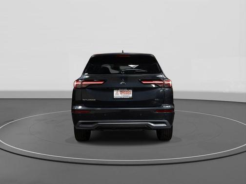 Graphite Gray 2026 Mitsubishi Outlander SEL 1.5T 2WD