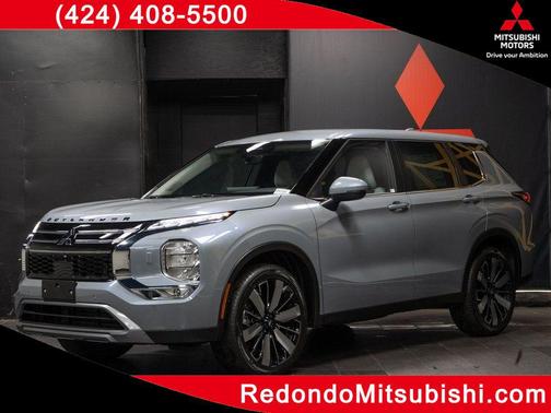 Moonstone Gray Metallic 2026 Mitsubishi Outlander SE 1.5T 2WD