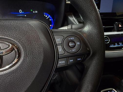 2022 Toyota Corolla Hybrid LE