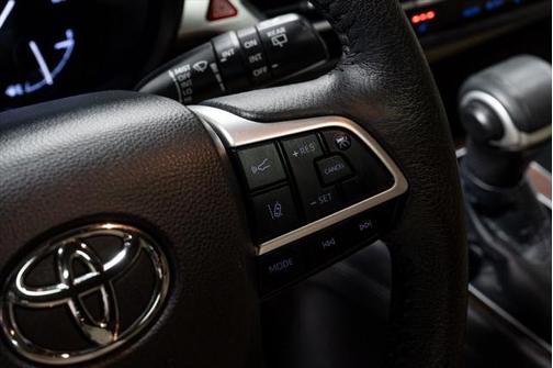 2021 Toyota Sienna XLE 7 Passenger