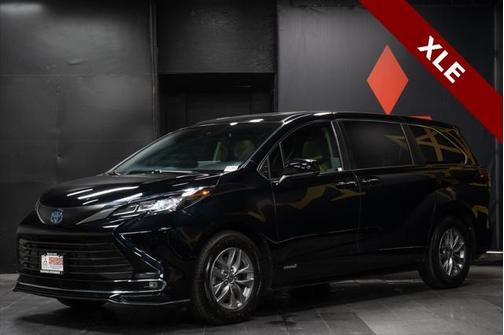 2021 Toyota Sienna XLE 7 Passenger