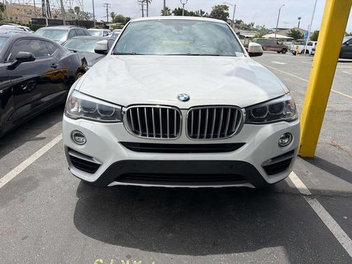 Alpine White 2018 BMW X4 xDrive28i