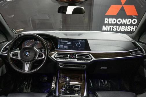 2020 BMW X7 M50i