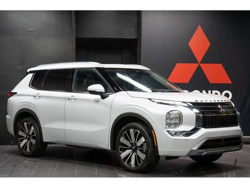 White Diamond 2026 Mitsubishi Outlander SEL 1.5T S-AWC