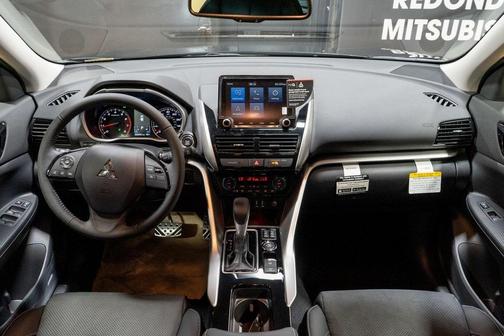 2026 Mitsubishi Eclipse Cross SE