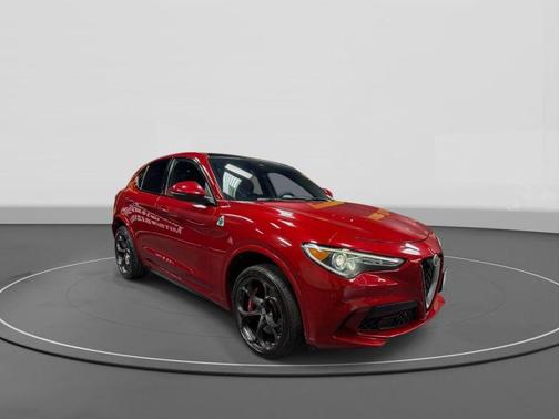 Rosso Competizione Tri-Coat 2019 Alfa Romeo Stelvio Quadrifoglio