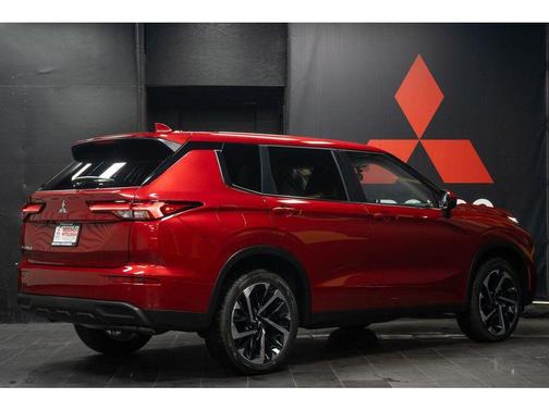 Red Diamond 2025 Mitsubishi Outlander PHEV SE S-AWC