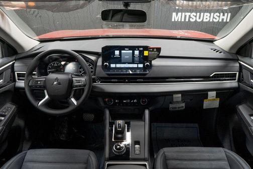 2025 Mitsubishi Outlander PHEV SE S-AWC