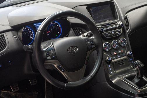 2016 Hyundai Genesis Coupe 3.8 Ultimate